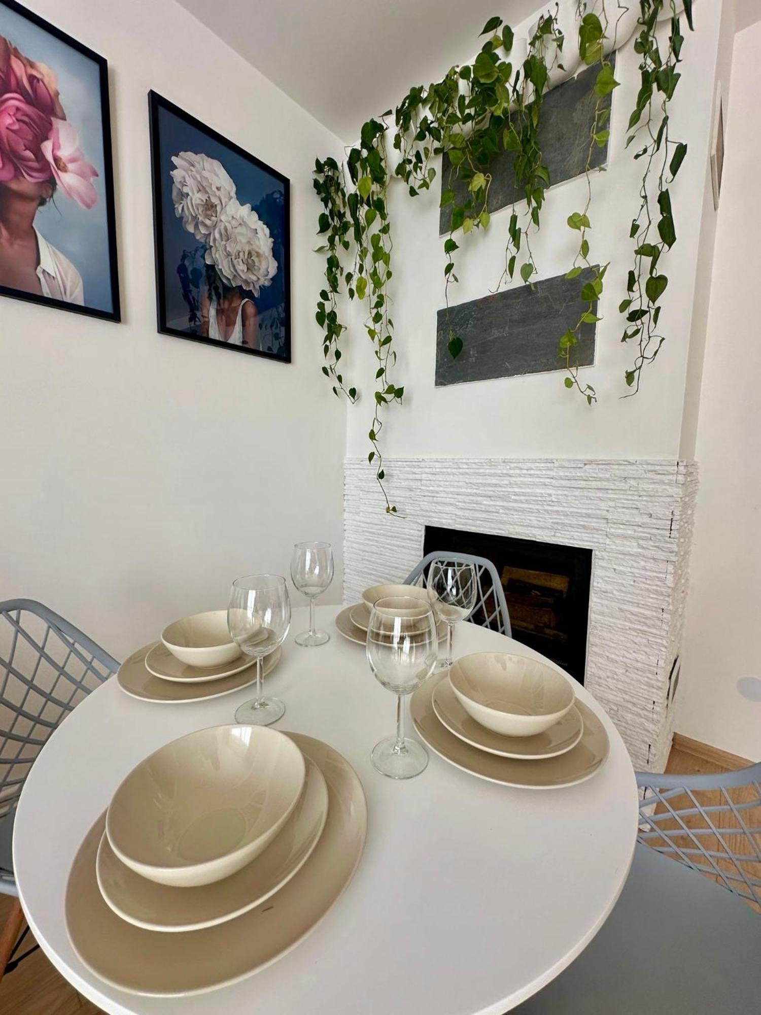 Apartament Wisteria Přemyšl Exteriér fotografie